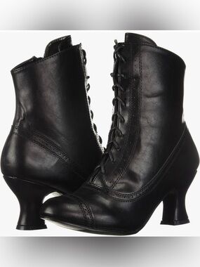 Ellie Black Lace-Up Victorian-Inspired Ankle Boots Size 6